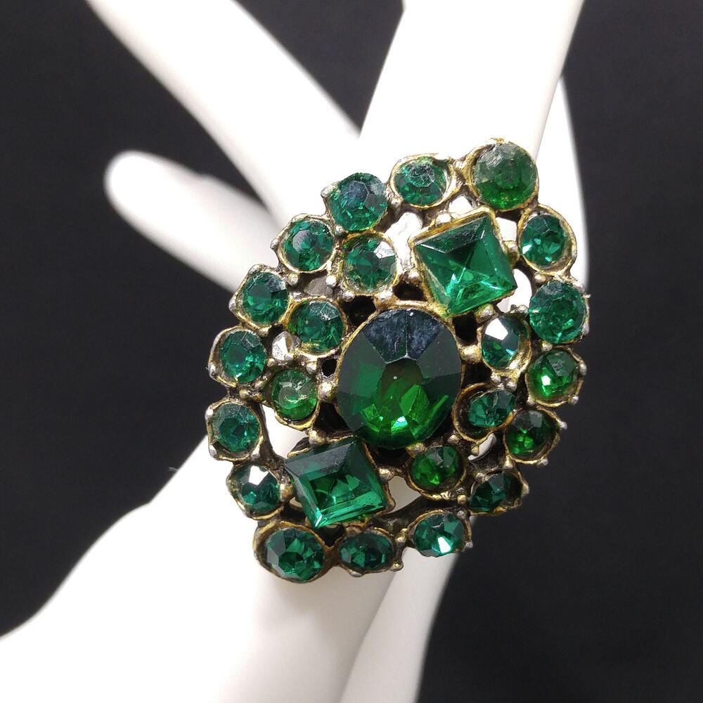 Vintage Green Rhinestone Cluster Ring Adjustable Size 7 Statement